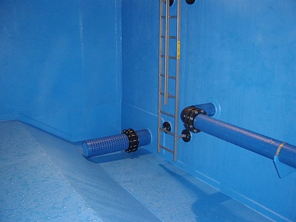 IS Kunststoffbau Sonderbauteile aus Kunststoff PE-Entnahmeseiher