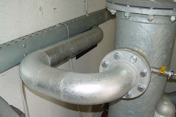 IKS Stahlverarbeitung Rohrleitungsbau mit verzinkten Stahlrohren