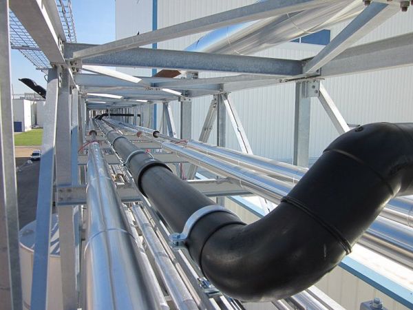 IKS Kunststoffrohrleitungsbau PE-HD Rohrbrücke in Frankreich