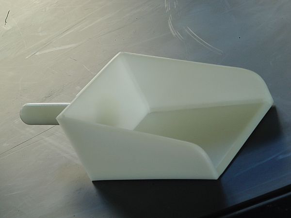 IKS Kunststoffbau Sonderbauteile PVDF Sackschaufel Chemie